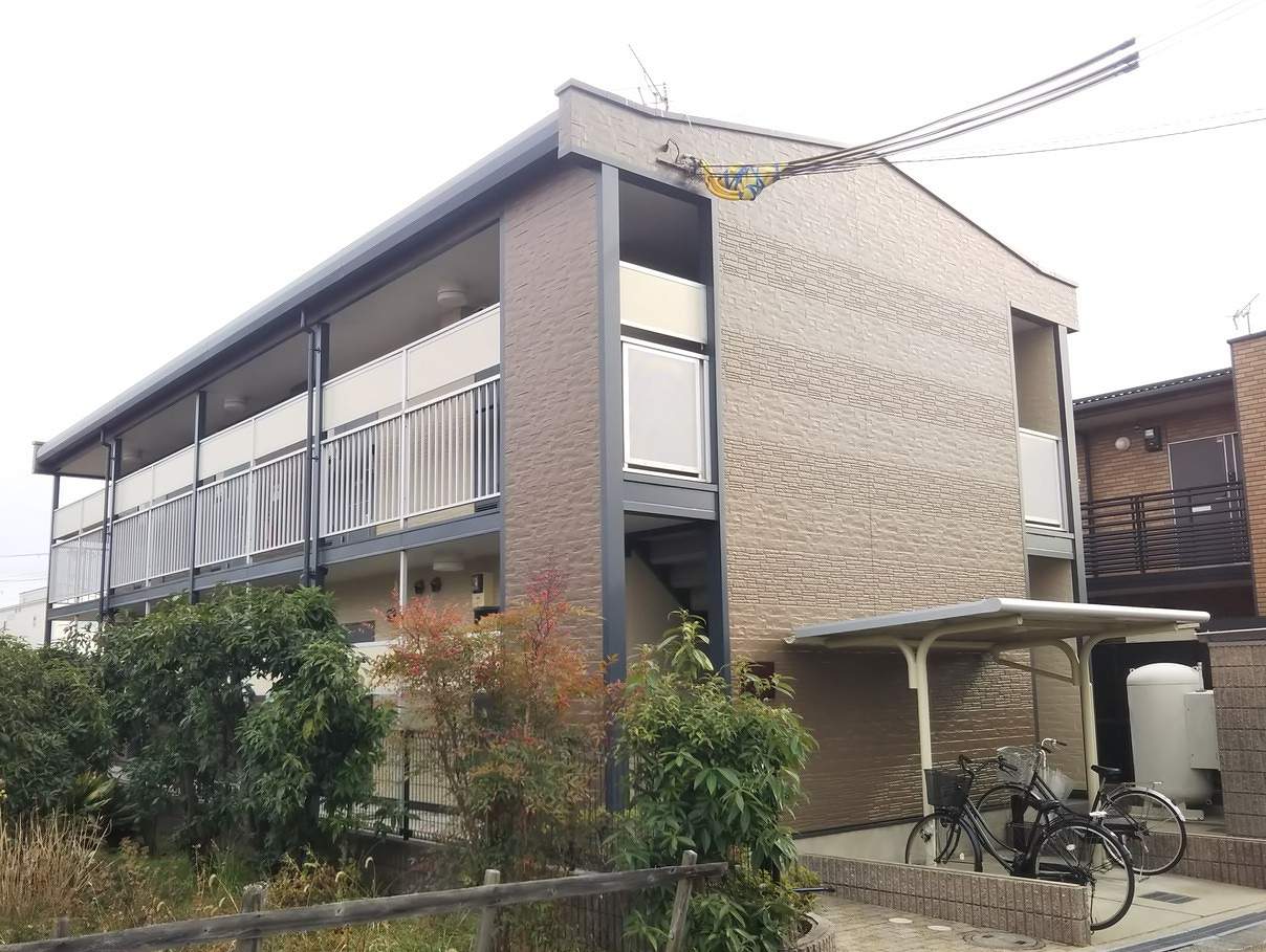 田原本駅より徒歩7分 築20年6ヶ月 2階建の賃貸物件