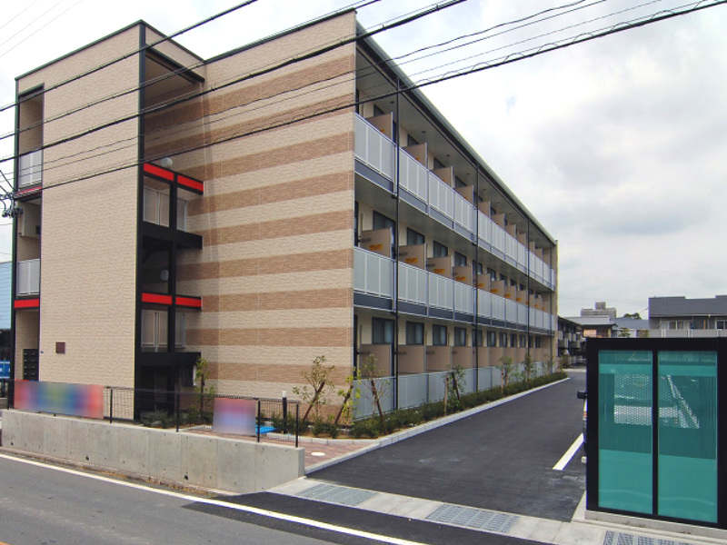 近鉄四日市駅より徒歩16分 築20年1ヶ月 3階建の賃貸物件