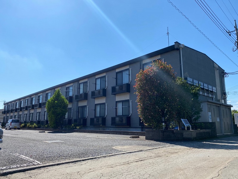 鹿沼駅よりバス14分 築19年10ヶ月 2階建の賃貸物件
