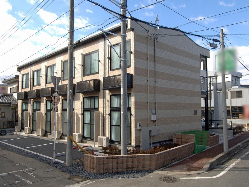 レオパレスクレセント本郷３ 2階 築19年9ヶ月の賃貸物件