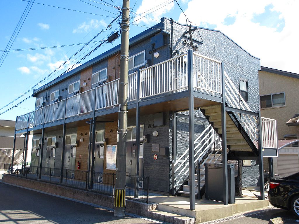 大分駅よりバス18分 築19年7ヶ月 2階建の賃貸物件