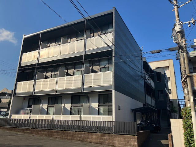 別府駅より徒歩9分 築19年9ヶ月 3階建の賃貸物件