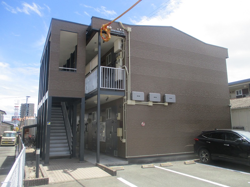 佐賀駅よりバス29分 築19年10ヶ月 2階建の賃貸物件