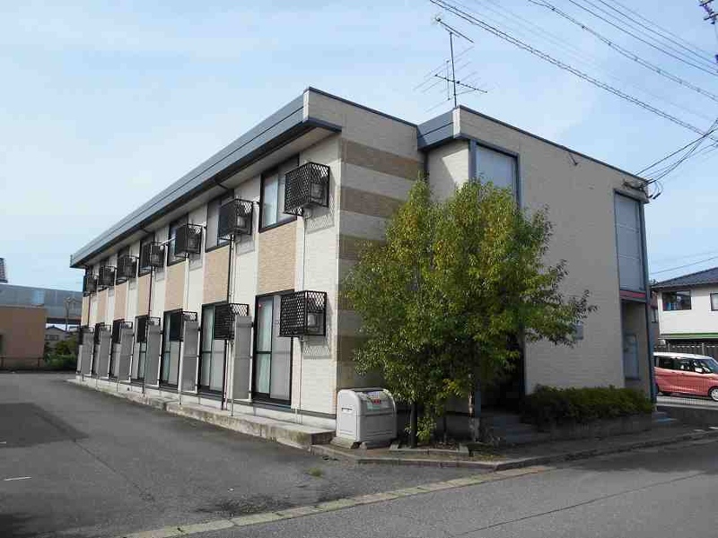 小松駅よりバス12分 築19年9ヶ月 2階建の賃貸物件