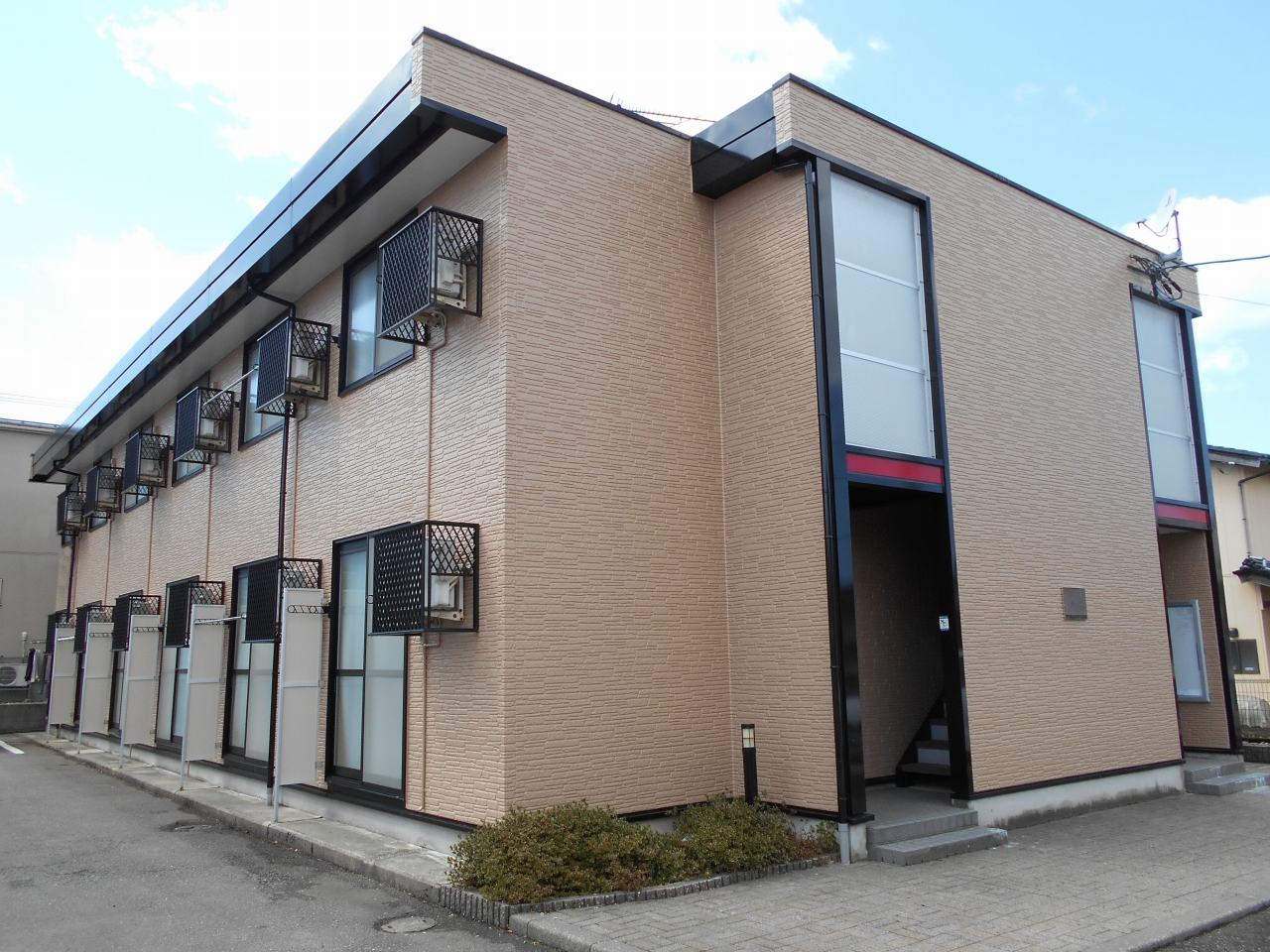 レオパレスシェリーIの賃貸物件