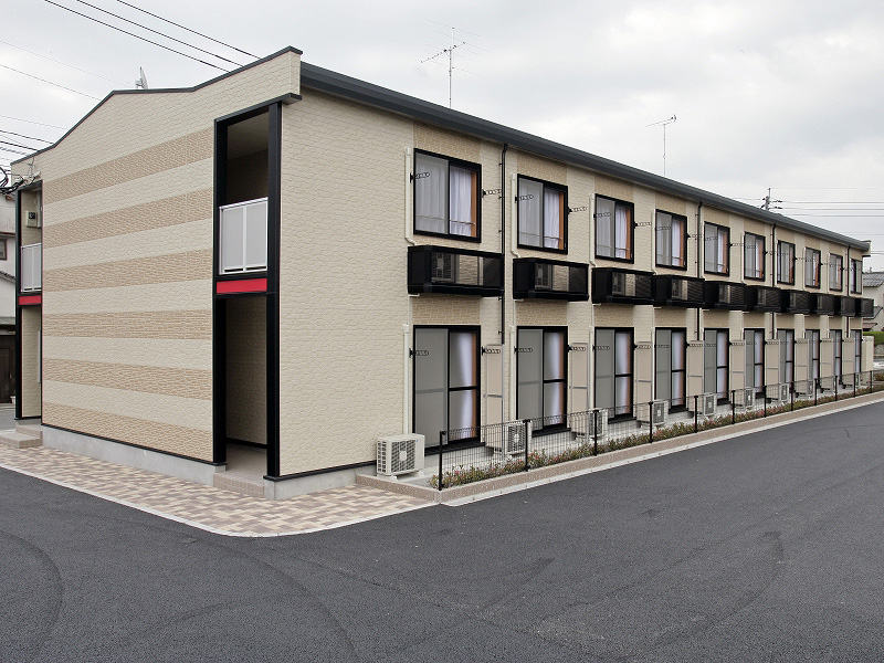 直方駅よりバス42分 築19年8ヶ月 2階建の賃貸物件