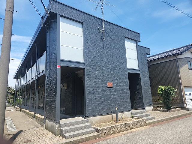 レオパレスフーズフーの賃貸物件