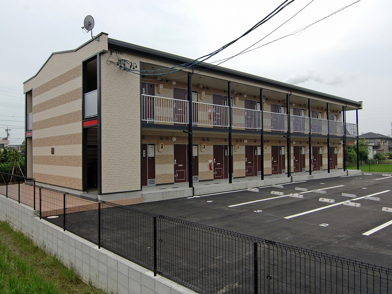 塩浜駅より徒歩12分 築19年7ヶ月 2階建の賃貸物件