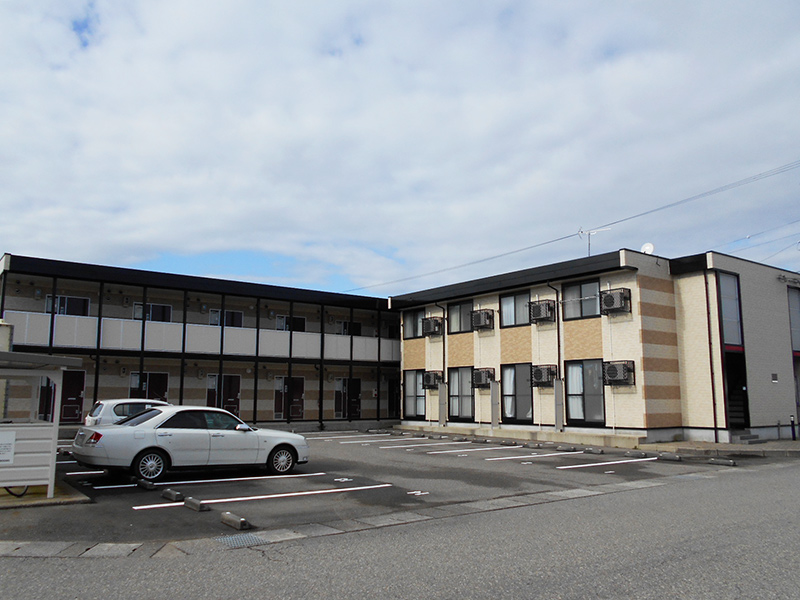 砺波駅より徒歩18分 築19年5ヶ月 2階建の賃貸物件