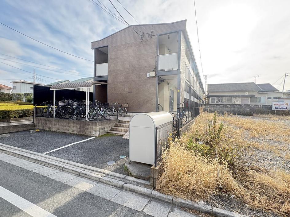 さいたま新都心駅より徒歩21分 1階 築19年8ヶ月の賃貸物件