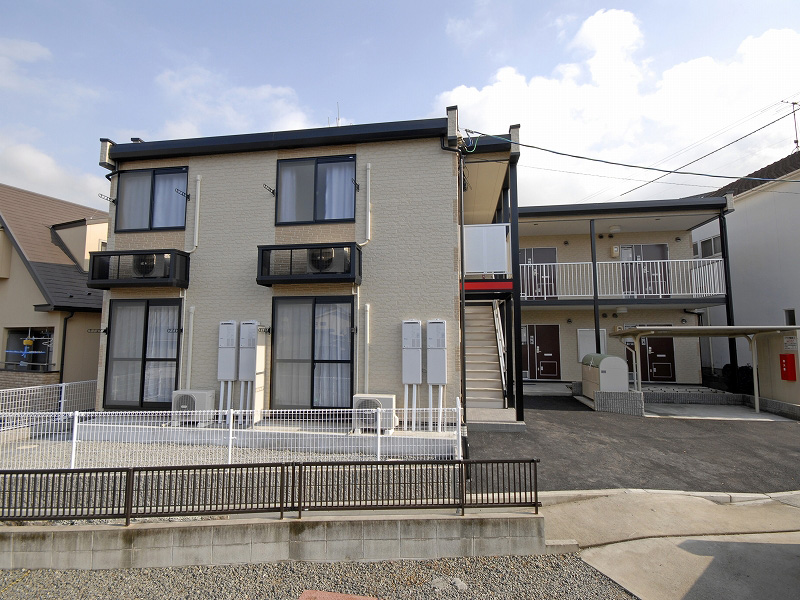 呉駅よりバス14分 築19年1ヶ月 2階建の賃貸物件