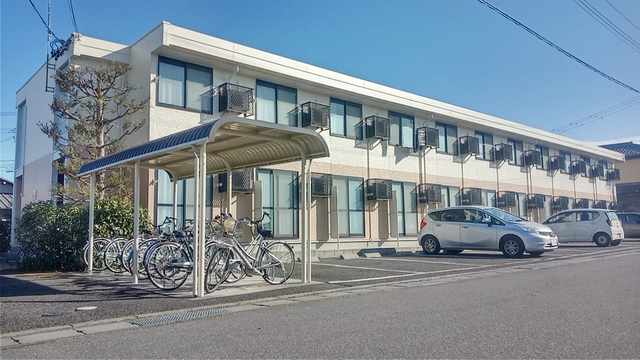 豊科駅より徒歩12分 築19年11ヶ月 2階建の賃貸物件