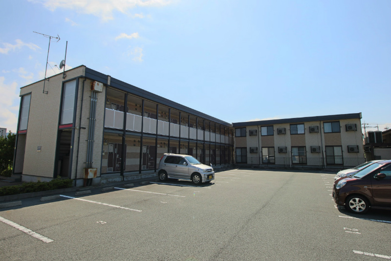 安曇川駅より徒歩8分 築19年2ヶ月 2階建の賃貸物件