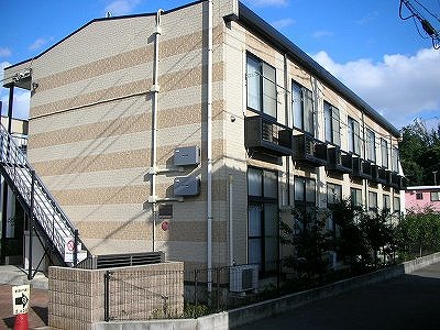 飯山満駅より徒歩12分 築20年 2階建の賃貸物件