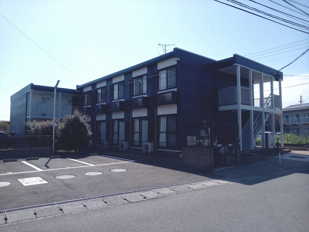 レオパレス鶴崎３の賃貸物件