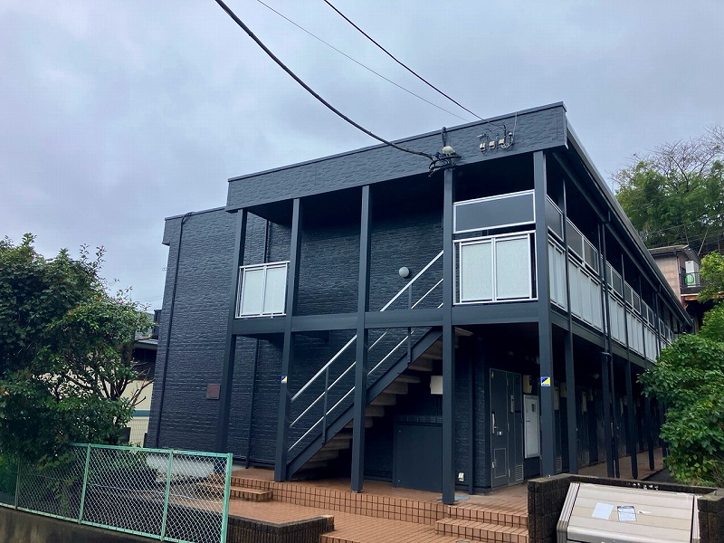 京急久里浜駅より徒歩13分 築18年10ヶ月 2階建の賃貸物件