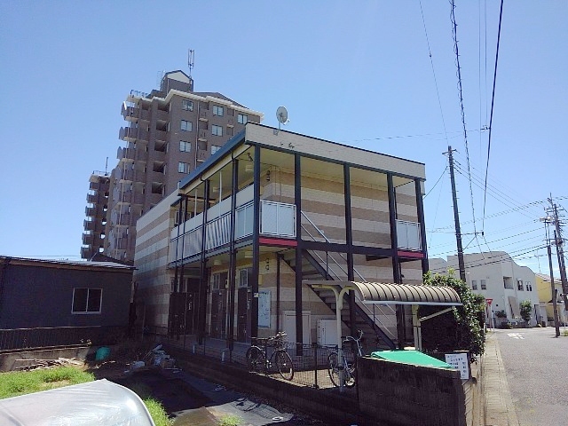 小田原駅より徒歩16分 築19年5ヶ月 2階建の賃貸物件