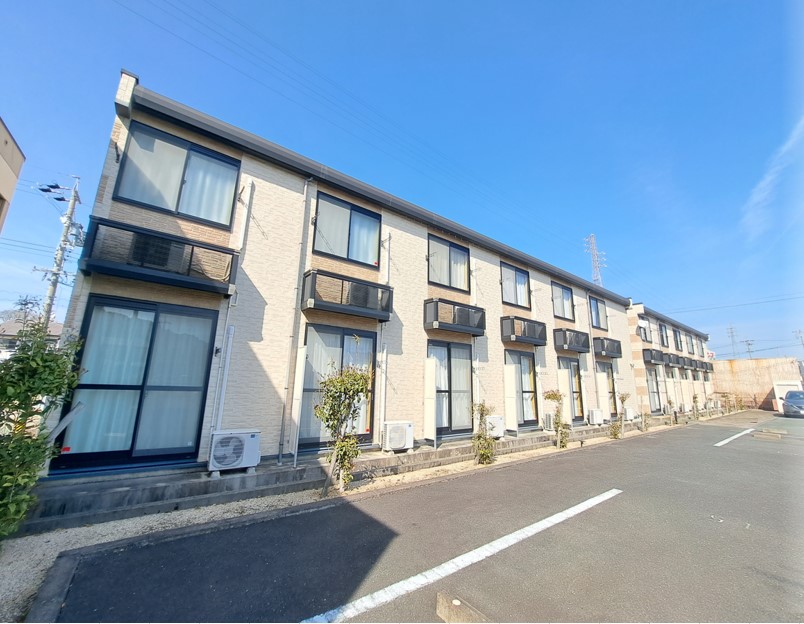 豊橋駅よりバス17分 築19年4ヶ月 2階建の賃貸物件