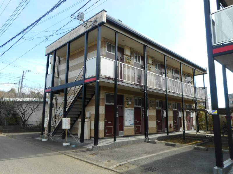 三浦海岸駅より徒歩10分 築19年5ヶ月 2階建の賃貸物件