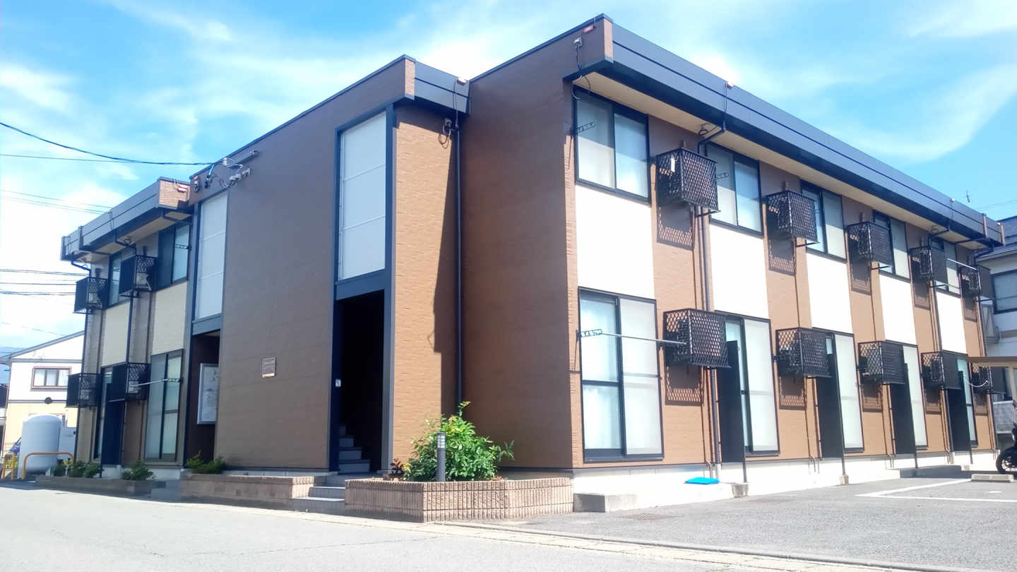 今井駅より徒歩21分 築18年10ヶ月 2階建の賃貸物件