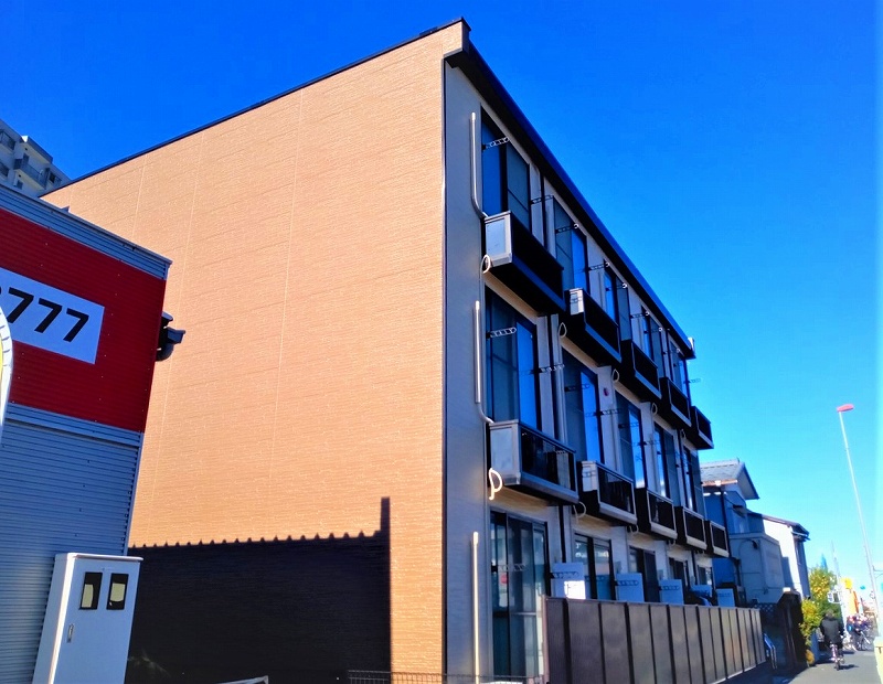 レオパレスセルシス 1階 築18年10ヶ月の賃貸物件