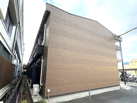 小野駅より徒歩7分 築18年8ヶ月 2階建の賃貸物件