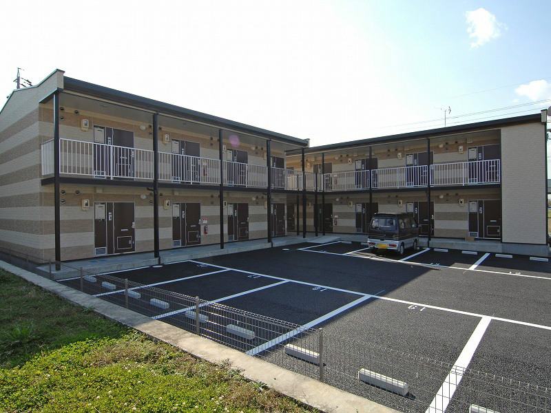 伊勢朝日駅より徒歩25分 築19年2ヶ月 2階建の賃貸物件