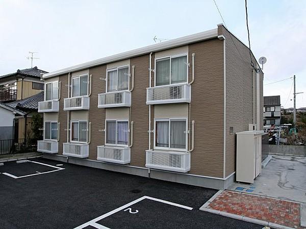 レオパレスリトルシャイン富田の賃貸物件