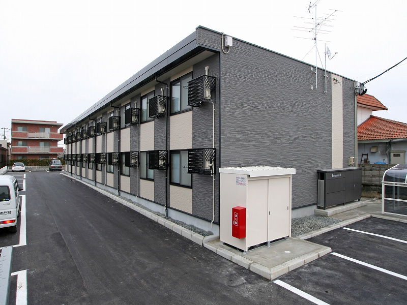 レオパレストレニアの賃貸物件