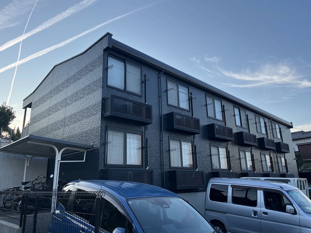 八幡新田駅より徒歩13分 築18年9ヶ月 2階建の賃貸物件