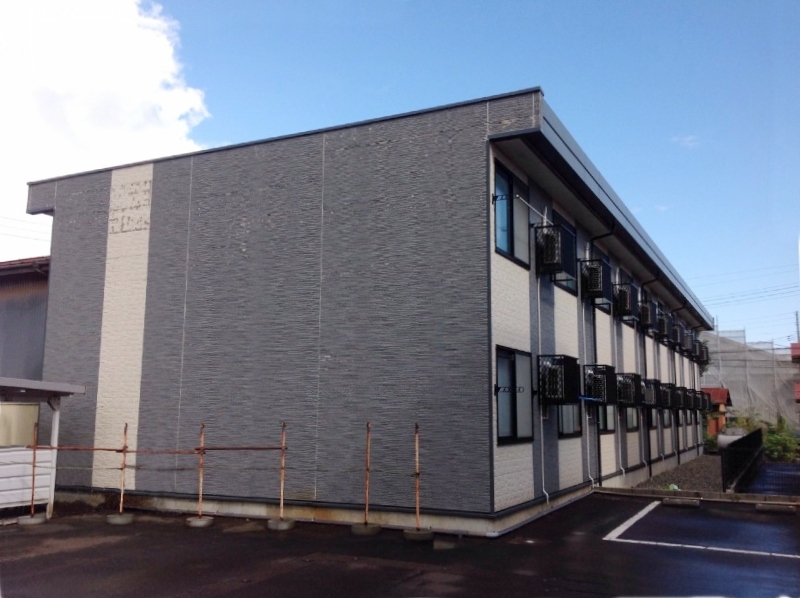 長岡駅より徒歩21分 築18年9ヶ月 2階建の賃貸物件