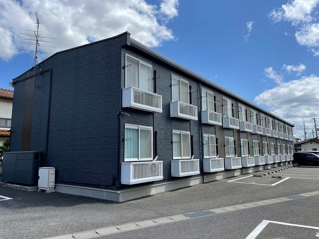 レオパレスりんごの郷の賃貸物件