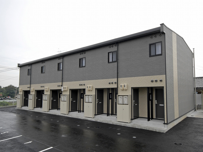 浜河内駅より徒歩5分 築18年2ヶ月 2階建の賃貸物件