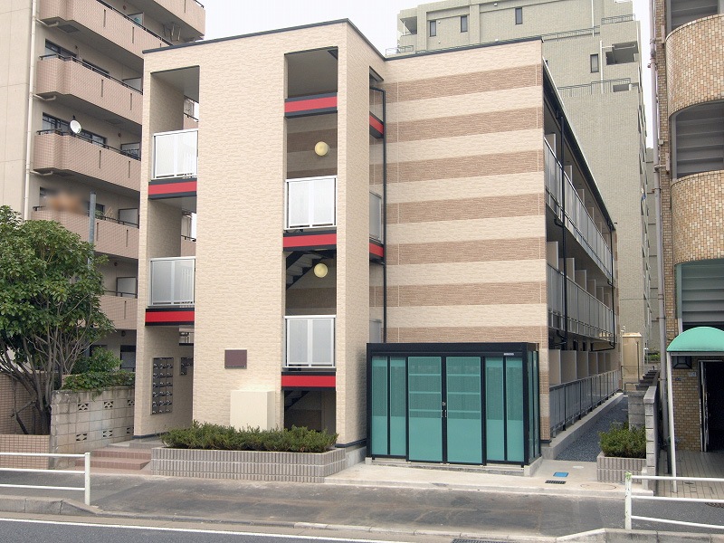 レオパレスルミエール07 2階 築18年2ヶ月の賃貸物件