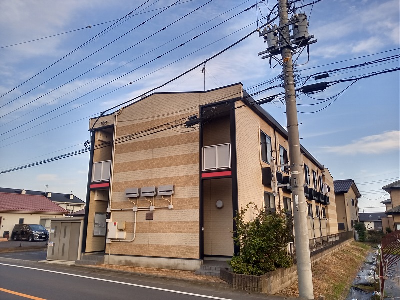 西那須野駅よりバス21分 築18年4ヶ月 2階建の賃貸物件
