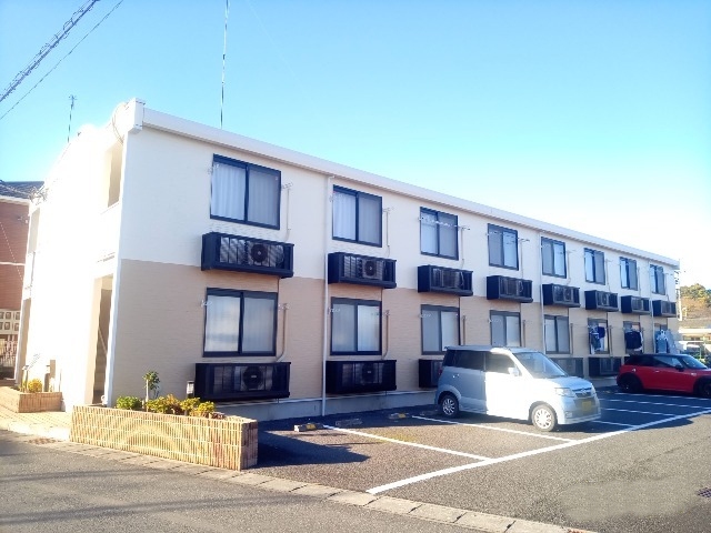 レオパレスサンブルーの賃貸物件