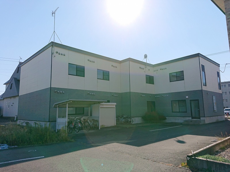 苫小牧駅より徒歩20分 築18年4ヶ月 2階建の賃貸物件