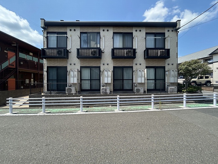 調布駅より徒歩15分 築18年5ヶ月 2階建の賃貸物件