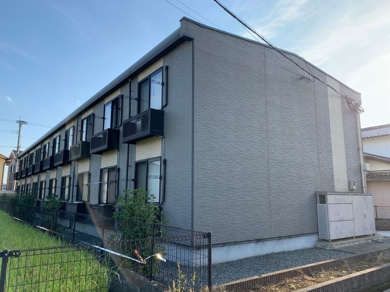 基山駅より徒歩10分 築17年5ヶ月 2階建の賃貸物件