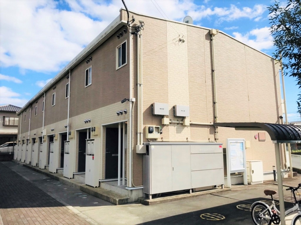 岩瀬駅より徒歩18分 築18年5ヶ月 2階建の賃貸物件