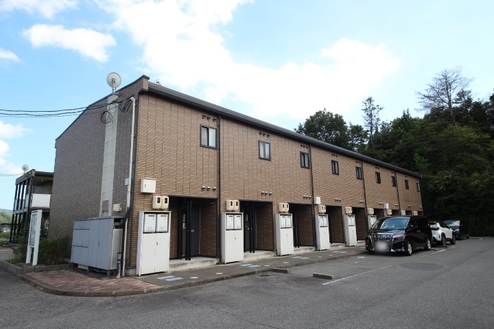 レオパレスアルタフォレIIIの賃貸物件