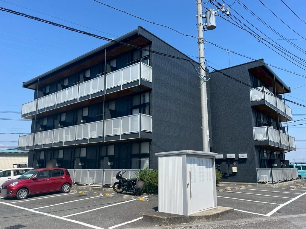 レオパレスカナサラの賃貸物件