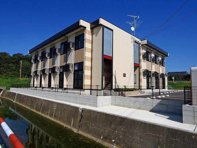 レオパレスルナシャイン３の賃貸物件