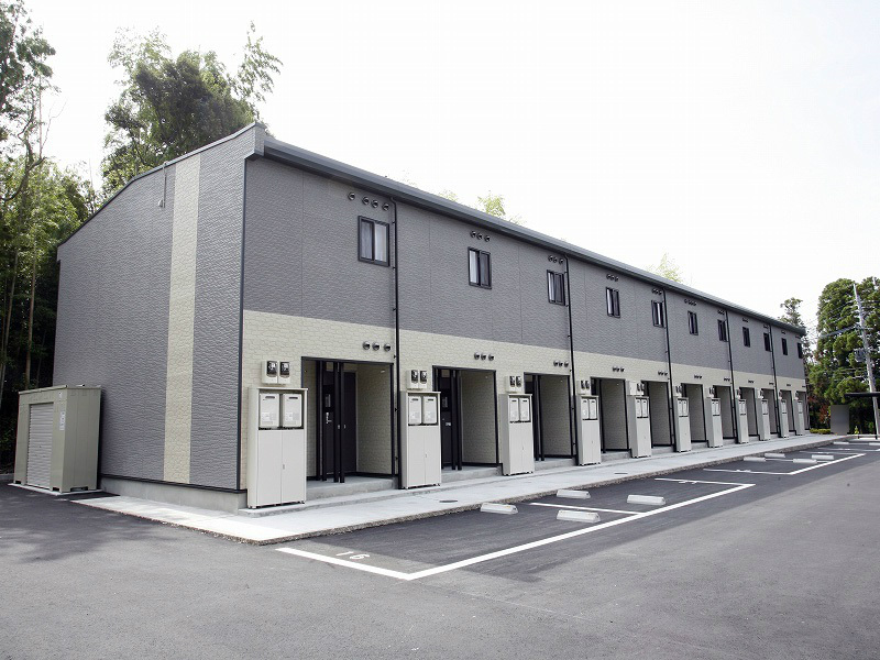 五位野駅より徒歩16分 築17年6ヶ月 2階建の賃貸物件