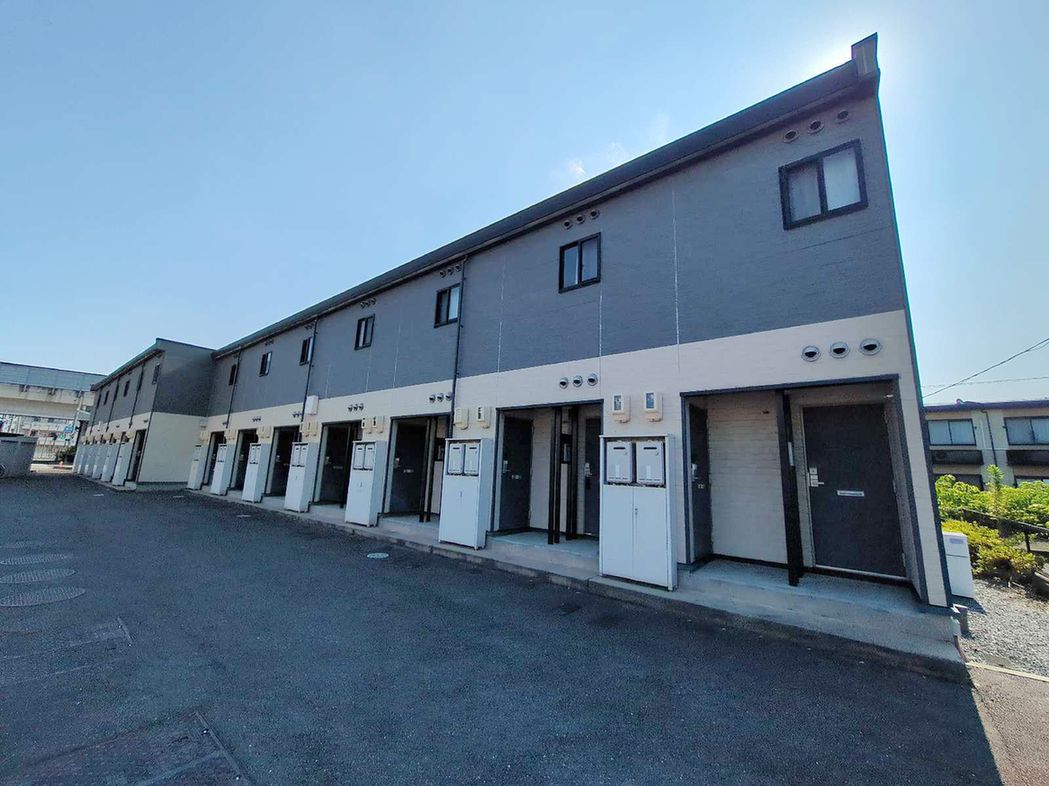 追分駅より徒歩9分 築17年7ヶ月 2階建の賃貸物件