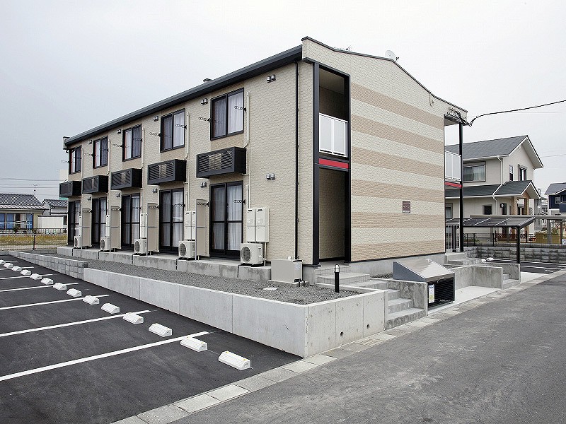 帖佐駅より徒歩16分 築17年2ヶ月 2階建の賃貸物件