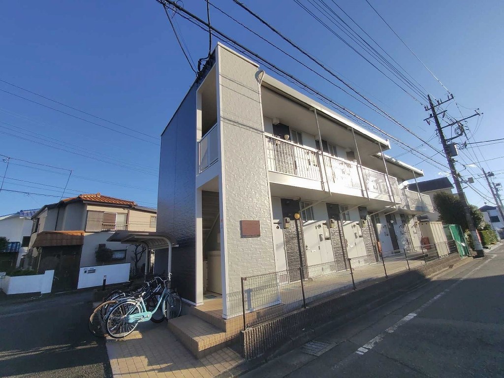 拝島駅より徒歩14分 築17年10ヶ月 2階建の賃貸物件