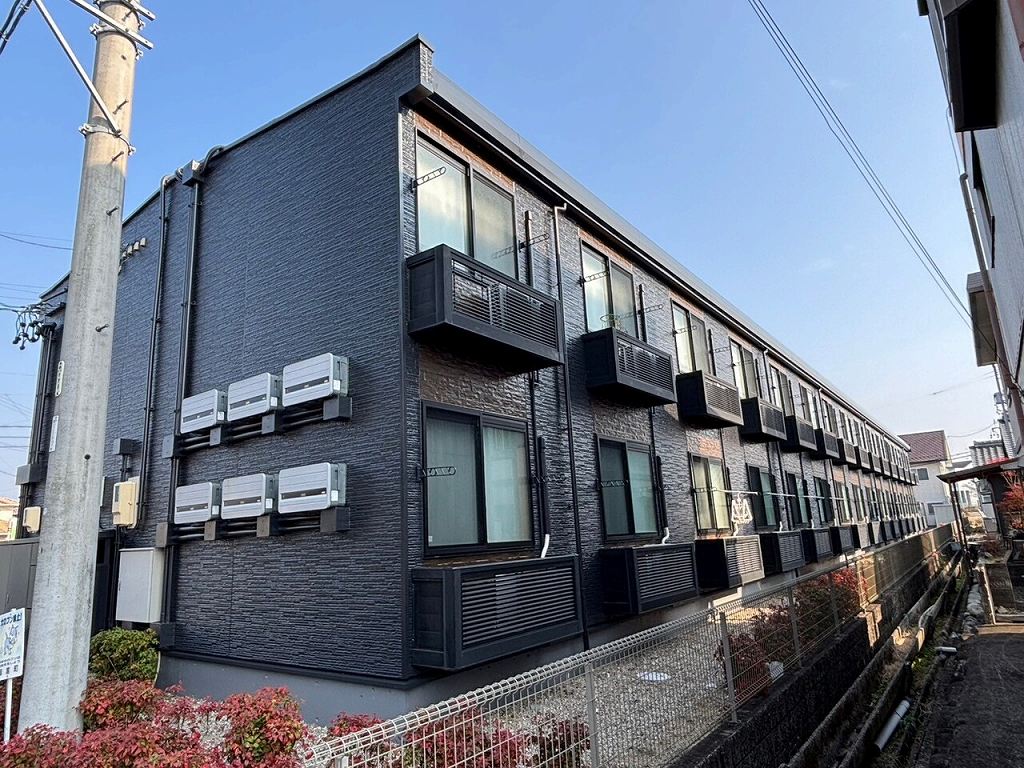 明智駅より徒歩17分 築17年10ヶ月 2階建の賃貸物件