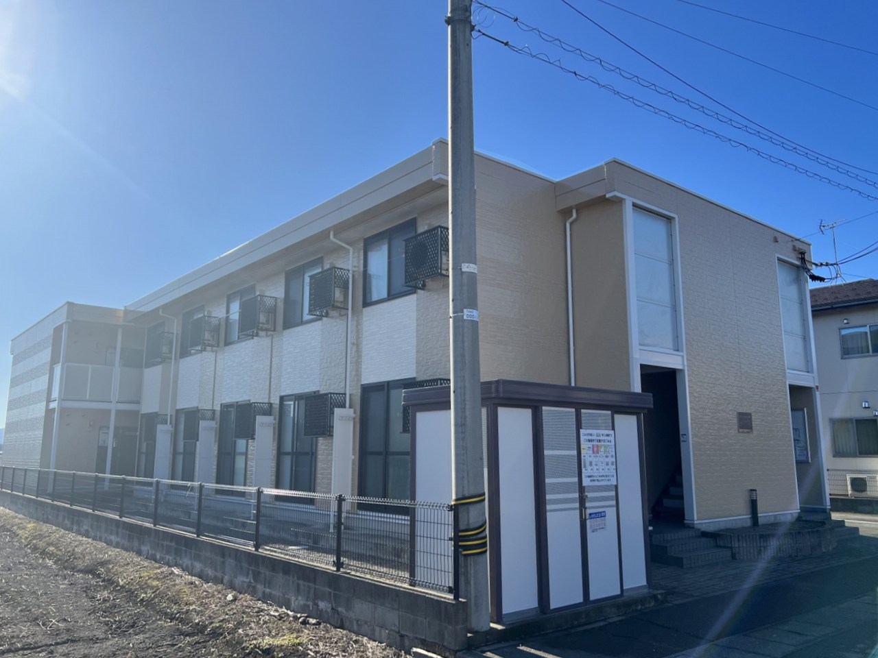 レオパレスセジュール小松の賃貸物件