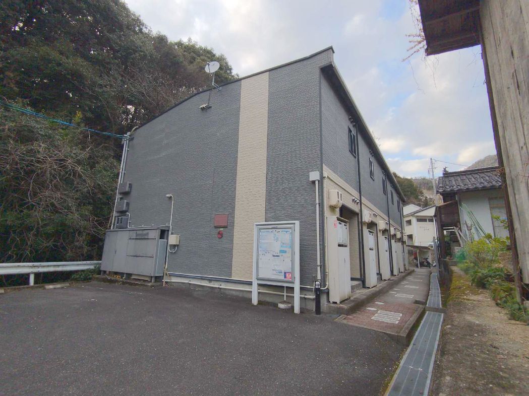 安東駅より徒歩18分 築18年5ヶ月 2階建の賃貸物件